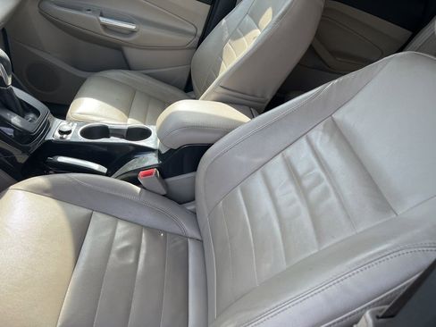 Used 2014 Ford Escape Titanium w/ Equipment Group 401A image 8