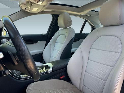 Used 2017 Mercedes-Benz C 300 Sedan image 5