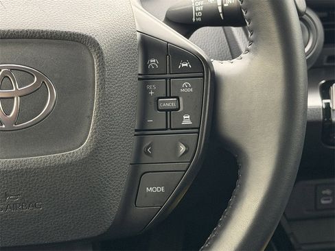 Used 2023 Toyota Prius Limited image 14