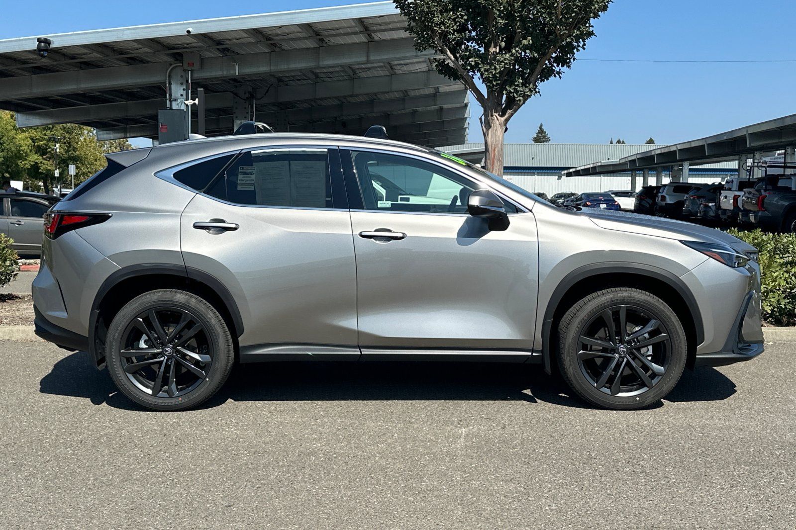 Used 2026 Lexus NX 350h AWD w/ Accessory Package (2T) image 3