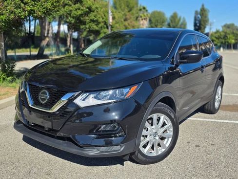 Used 2021 Nissan Rogue Sport S image 35