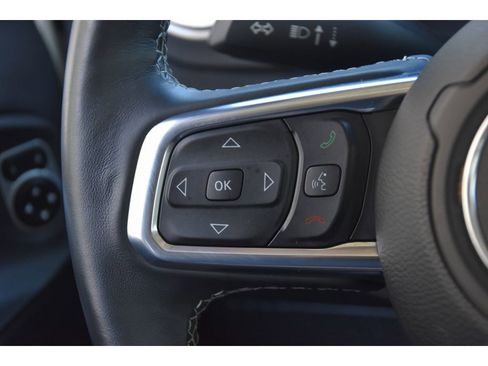 Used 2018 Jeep Wrangler Unlimited Rubicon image 32