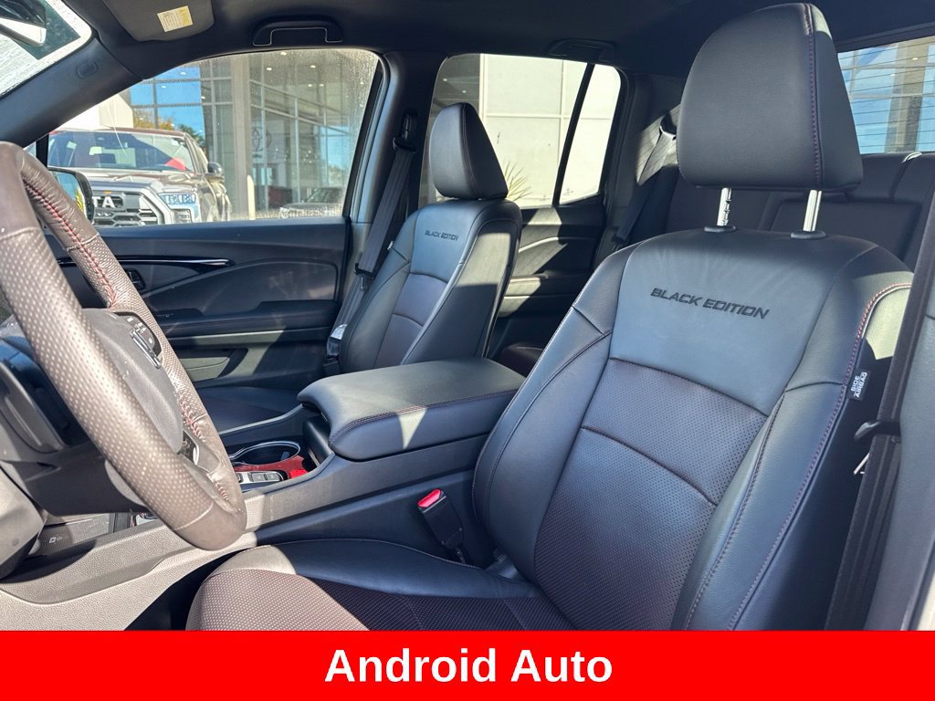 Used 2025 Honda Ridgeline Black Edition image 11