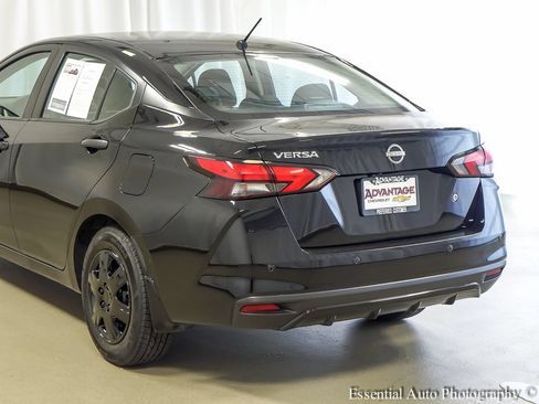 Used 2025 Nissan Versa S w/ Trunk Package FWD image 7