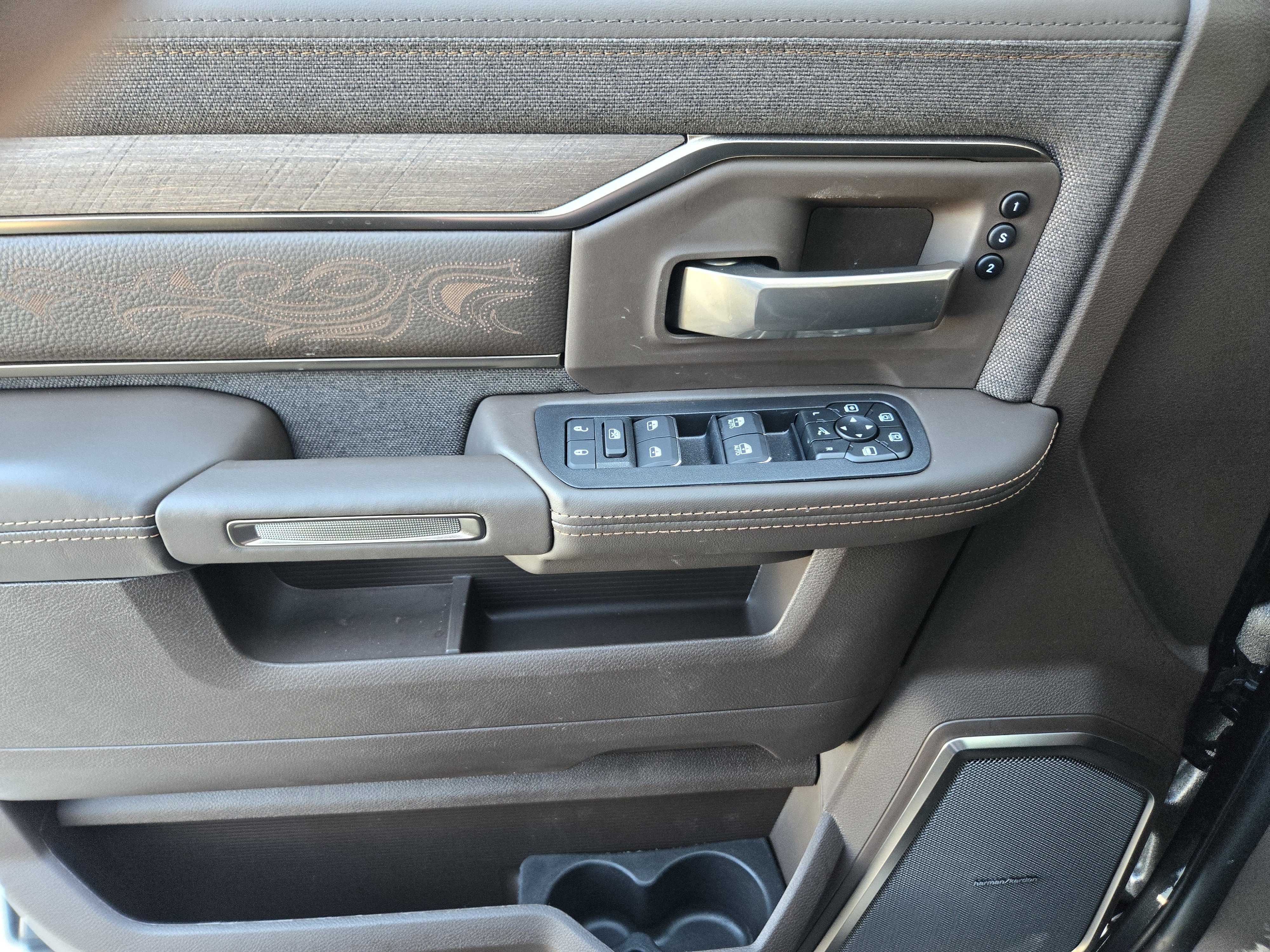 New 2027 RAM 3500 Longhorn AWD/4WD image 18