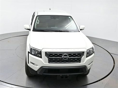 Used 2024 Nissan Frontier SV w/ SV Convenience Package image 30