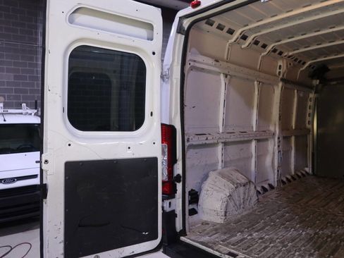 Used 2018 RAM ProMaster 2500 FWD image 19