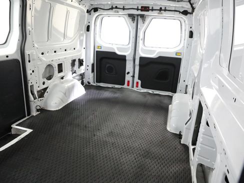Used 2016 Ford Transit 150 130 Low Roof RWD image 18