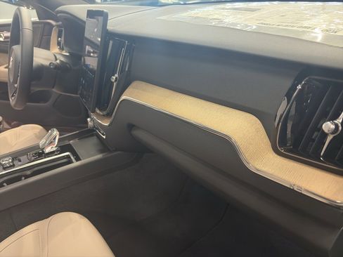 New 2026 Volvo XC60 T8 Plus w/ Protection Package Premier image 12