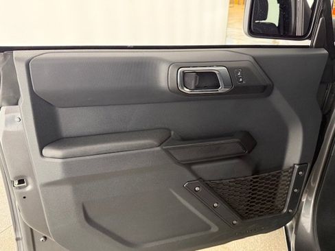 Used 2025 Ford Bronco Big Bend image 9