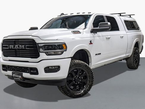 Used 2020 RAM 2500 Laramie w/ Night Edition image 4