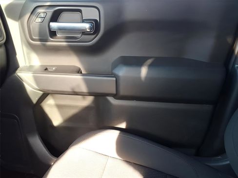 Used 2022 Chevrolet Silverado 1500 Custom image 25