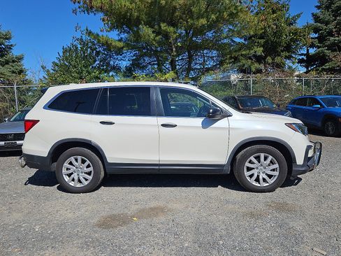 Used 2019 Honda Pilot LX image 8