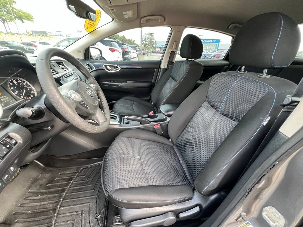 Used 2018 Nissan Sentra SR w/ Electronics Package FWD image 18