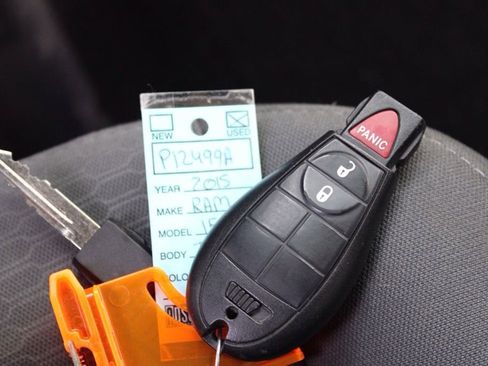 Used 2015 RAM 1500 Express image 28