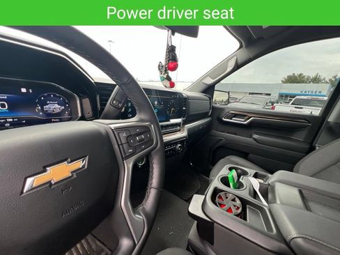 Used 2024 Chevrolet Silverado 1500 LT AWD/4WD image 21