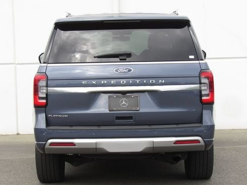 Used 2023 Ford Expedition Platinum AWD/4WD image 6