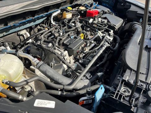 Used 2021 Ford Escape SE w/ SE Sport Appearance Package image 30