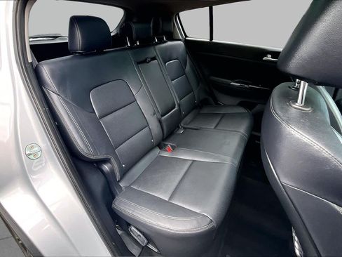 Used 2020 Kia Sportage EX w/ EX Technology Package FWD image 20