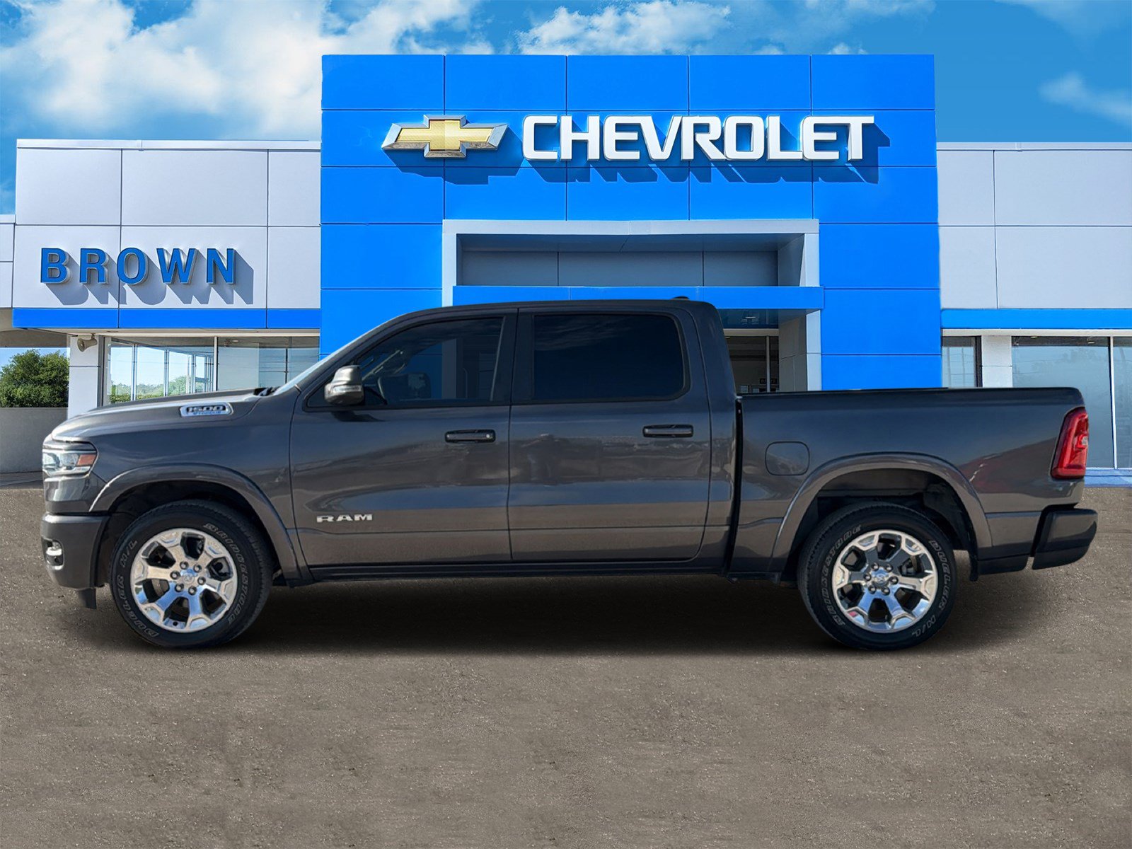 Used 2025 RAM 1500 Lone Star RWD image 4