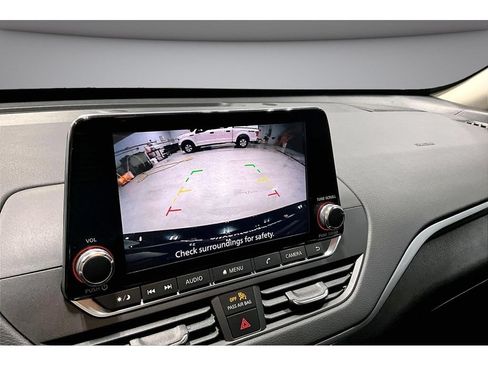 Used 2019 Nissan Altima 2.5 S FWD image 24