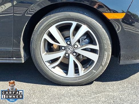 Used 2023 Honda Odyssey Touring image 11