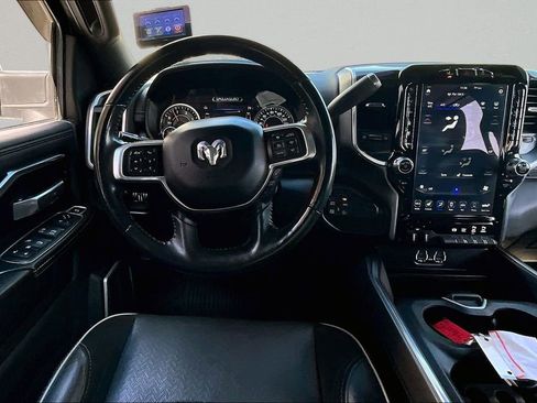 Used 2020 RAM 2500 Laramie w/ Night Edition image 9