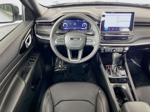Used 2023 Jeep Compass High Altitude w/ Driver Assist Group I AWD/4WD image 23
