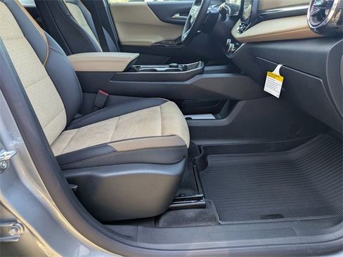 New 2026 Chevrolet Equinox ACTIV w/ Safety and Technology Package image 39