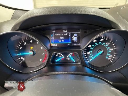 Used 2014 Ford Escape Titanium w/ Equipment Group 401A AWD/4WD image 16