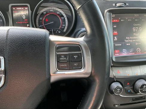 Used 2017 Dodge Journey Crossroad w/ Popular Equipment Group FWD image 13