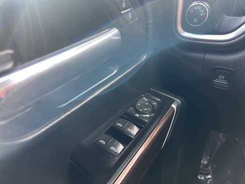 Used 2019 Chevrolet Silverado 1500 LT w/ All-Star Edition AWD/4WD image 29