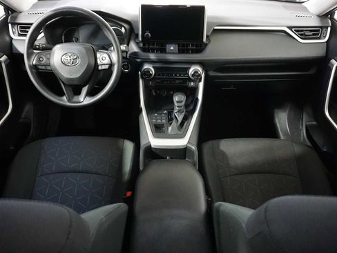 Used 2024 Toyota RAV4 XLE image 17