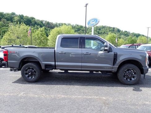 Used 2023 Ford F250 Lariat w/ Sport Appearance Package AWD/4WD image 7