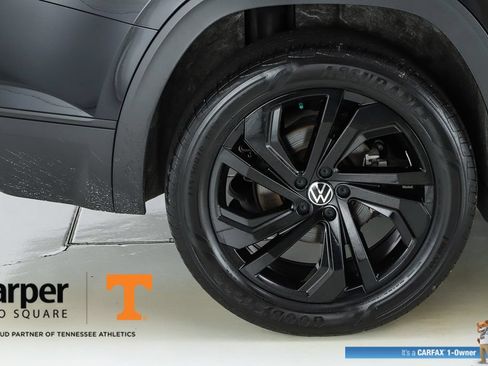 Used 2023 Volkswagen Atlas SE w/ Black Wheel Package FWD image 51