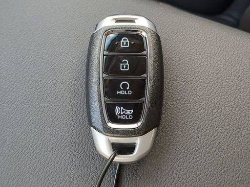 Used 2023 Hyundai Kona Limited FWD image 31