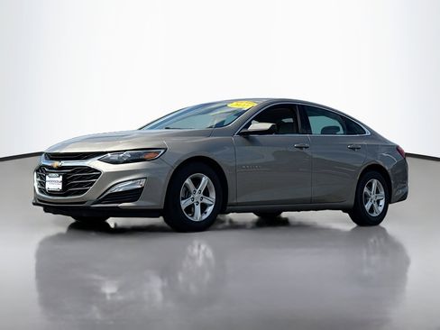 Used 2022 Chevrolet Malibu LS w/ Driver Confidence Package II FWD image 13
