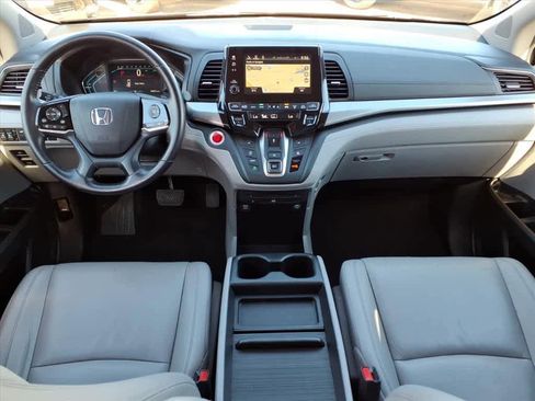 Certified 2019 Honda Odyssey Touring image 11