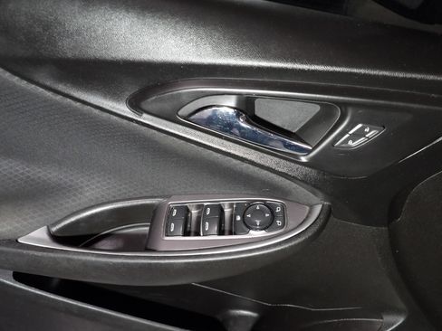Used 2017 Chevrolet Malibu LS FWD image 7