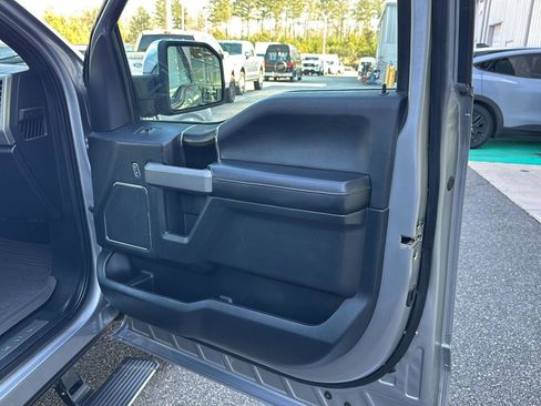 Used 2020 Ford F150 Platinum w/ Equipment Group 701A Luxury image 12