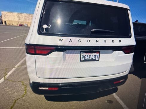 Used 2023 Jeep Wagoneer 2WD w/ Convenience Group I image 17