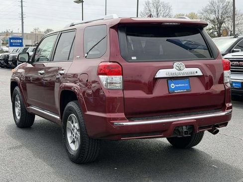 Used 2011 Toyota 4Runner SR5 w/ Premium Pkg w/Leather AWD/4WD image 3