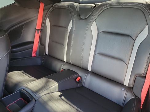 Used 2021 Chevrolet Camaro SS RWD image 5