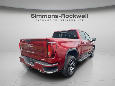 Used 2023 GMC Sierra 1500 AT4 w/ AT4 Preferred Package AWD/4WD image 5