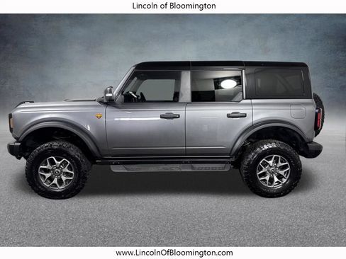 Used 2025 Ford Bronco Badlands AWD/4WD image 6