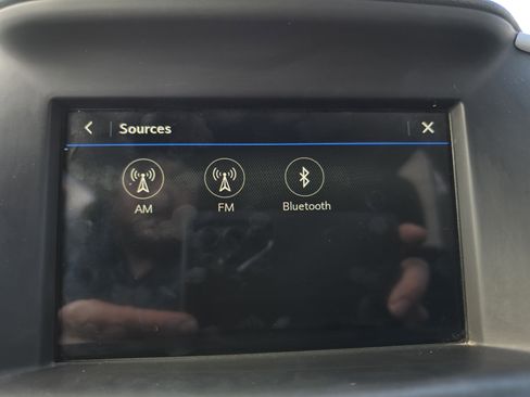 Used 2019 GMC Terrain SLE image 28