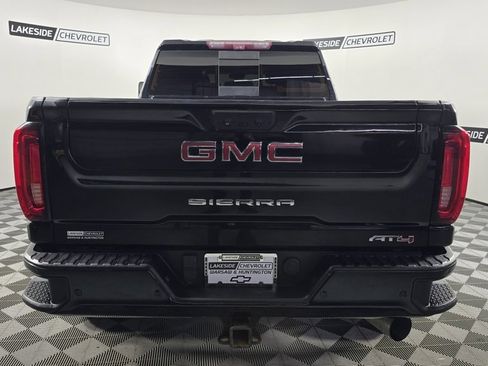 Used 2020 GMC Sierra 2500 AT4 w/ AT4 Premium Package image 5