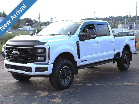 Used 2024 Ford F250 Lariat w/ Tremor Off-Road Package AWD/4WD image 1