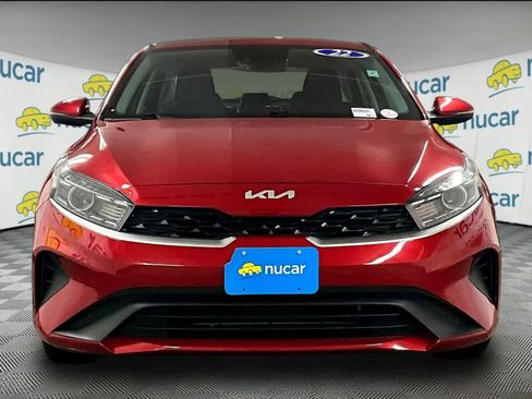 Used 2022 Kia Forte LXS w/ LXS Technology Package image 2