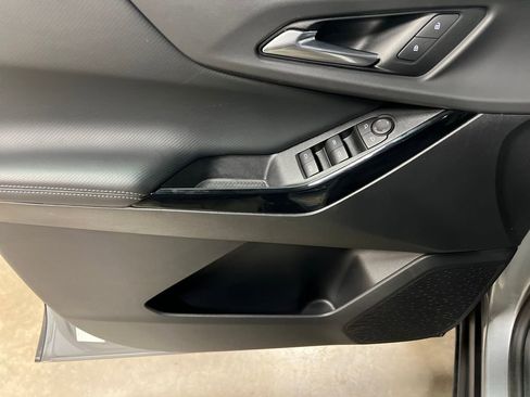 Certified 2025 Chevrolet Equinox LT image 14